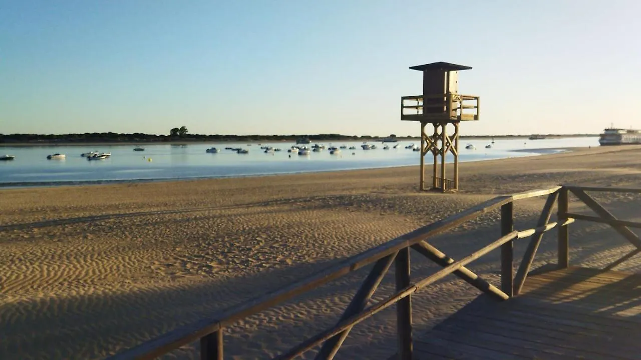 Piso De Dos Dormitorios En El Centro De Sanlucar De Barrameda