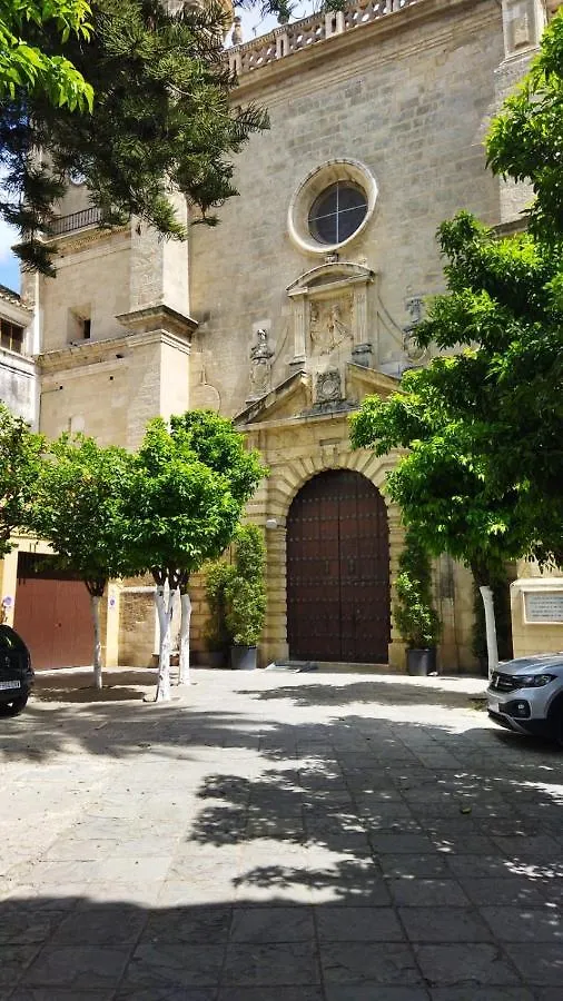 Piso De Dos Dormitorios En El Centro De Sanlucar De Barrameda Spain